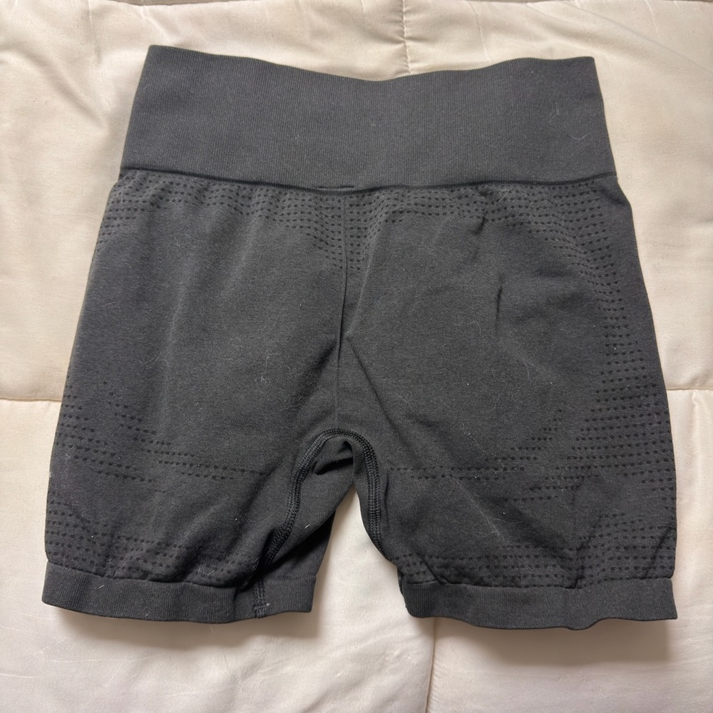 Gymshark Vital Seamless Shorts - Black Mark - Picture 2 of 3